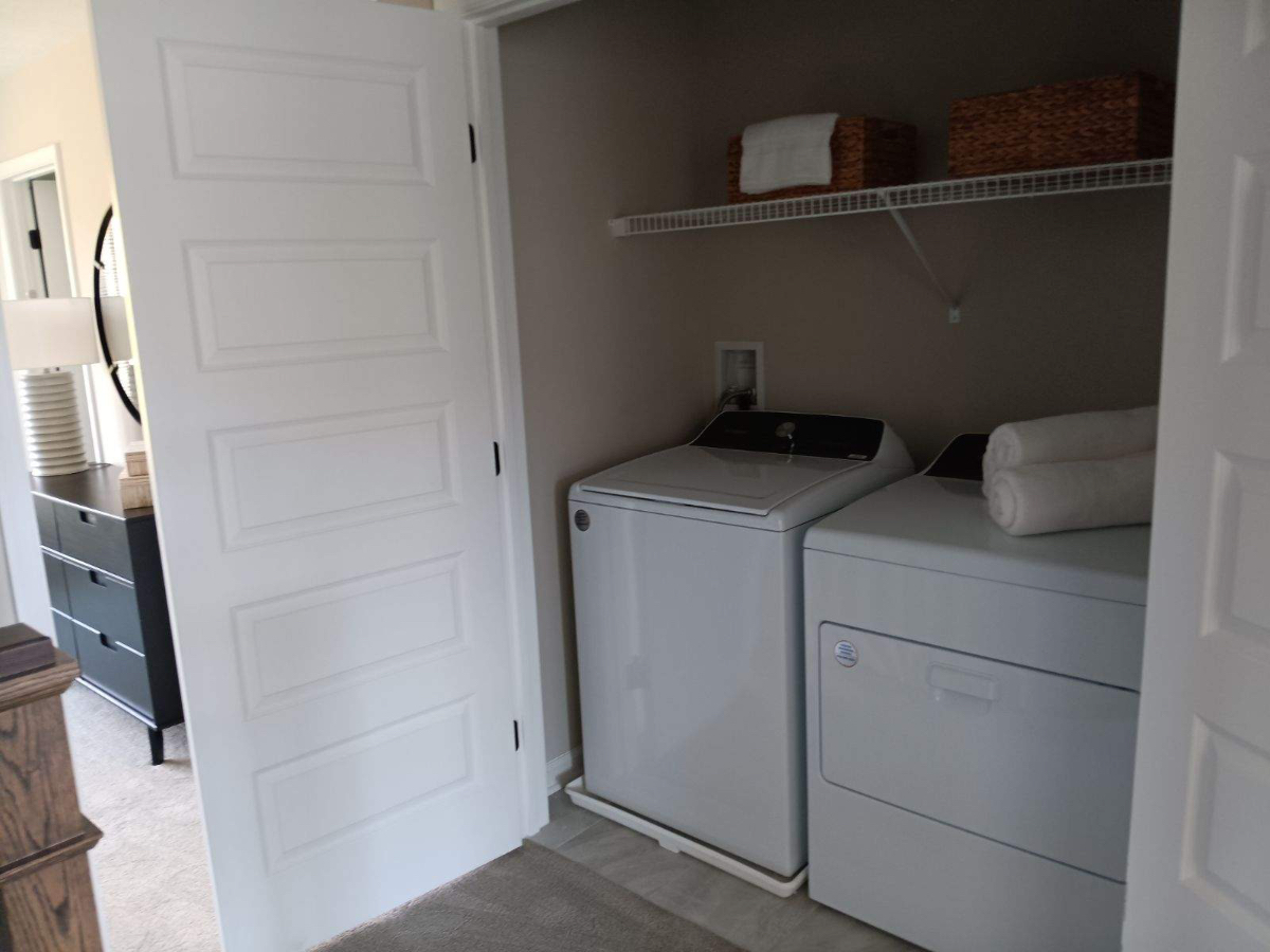 Room@Stonebridge 3 mi to UHC - Photo 4