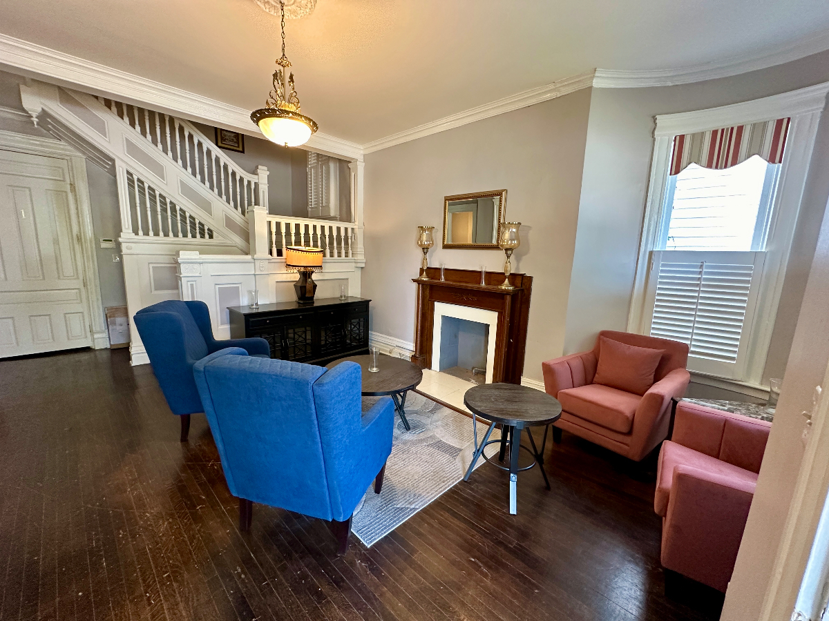1439 6th Avenue Huntington, WV 25701 - Photo 1