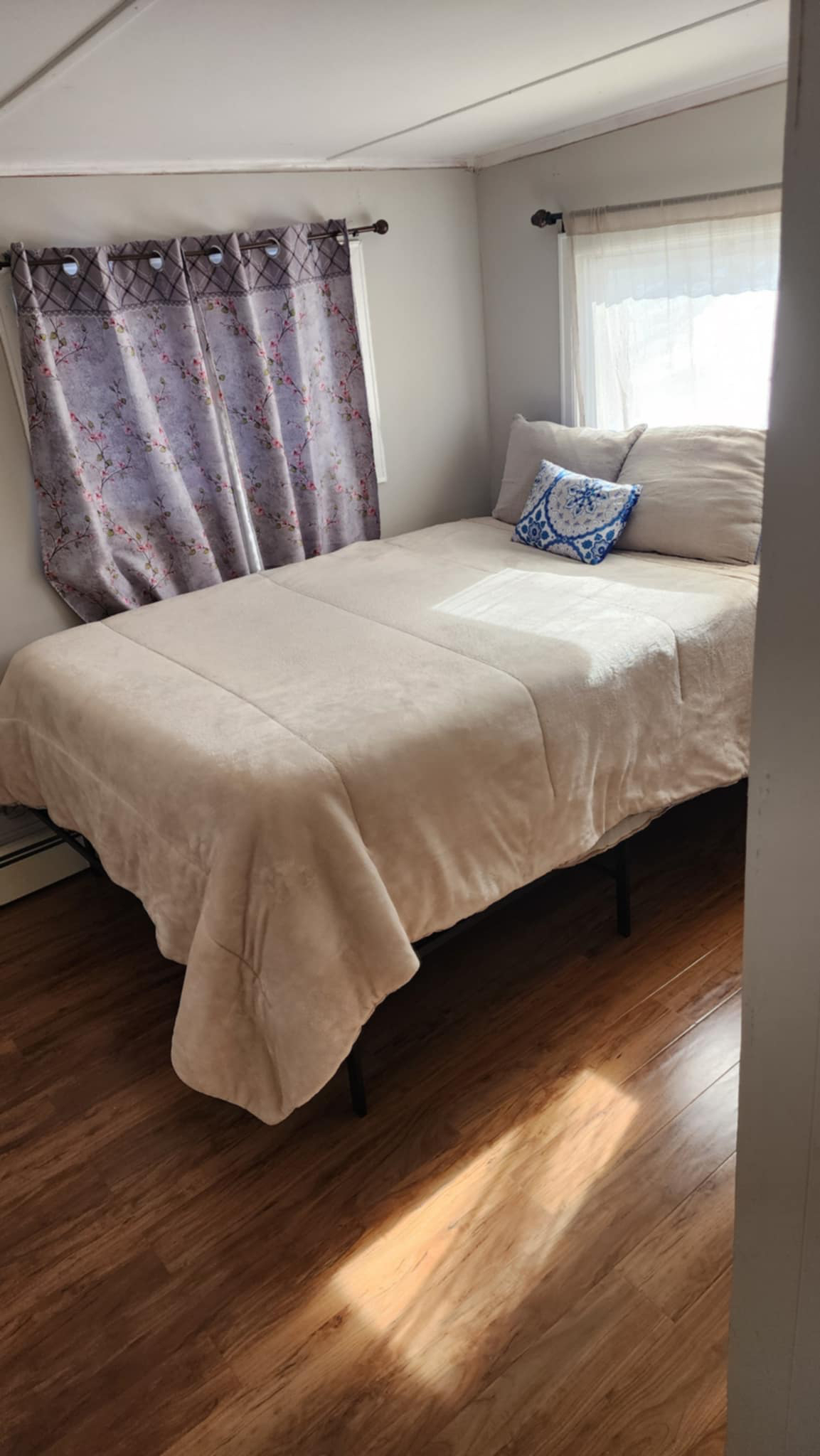 Cozy home close to FDR Mansion and Poughkeepsie NY - Photo 2
