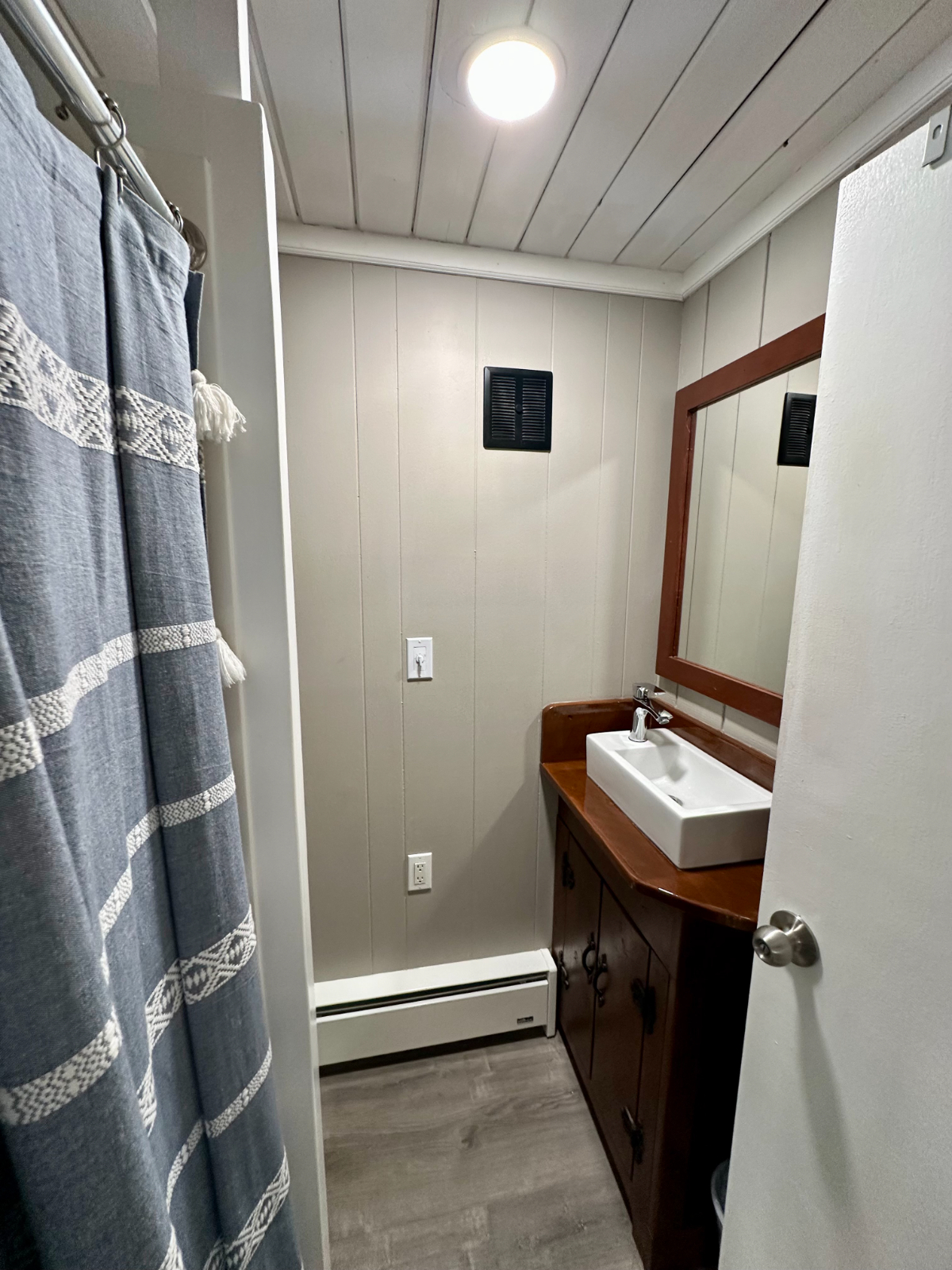 Quite, Cozy 1 Bed / 1 Bath Apartment - Photo 7