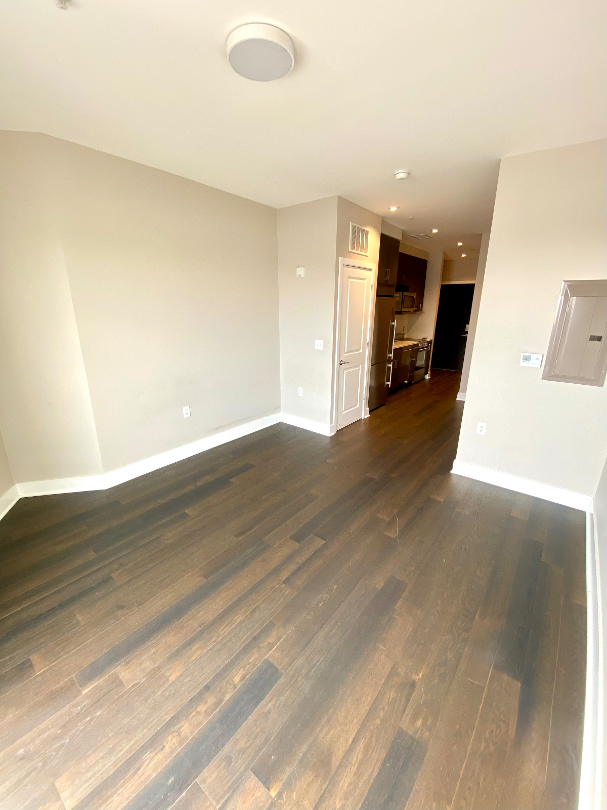 Bright studio in the heart of DC - Photo 7