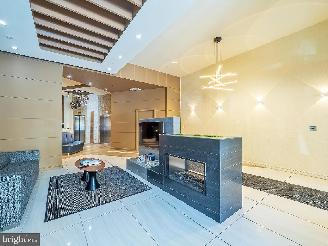 Bright studio in the heart of DC - Photo 10