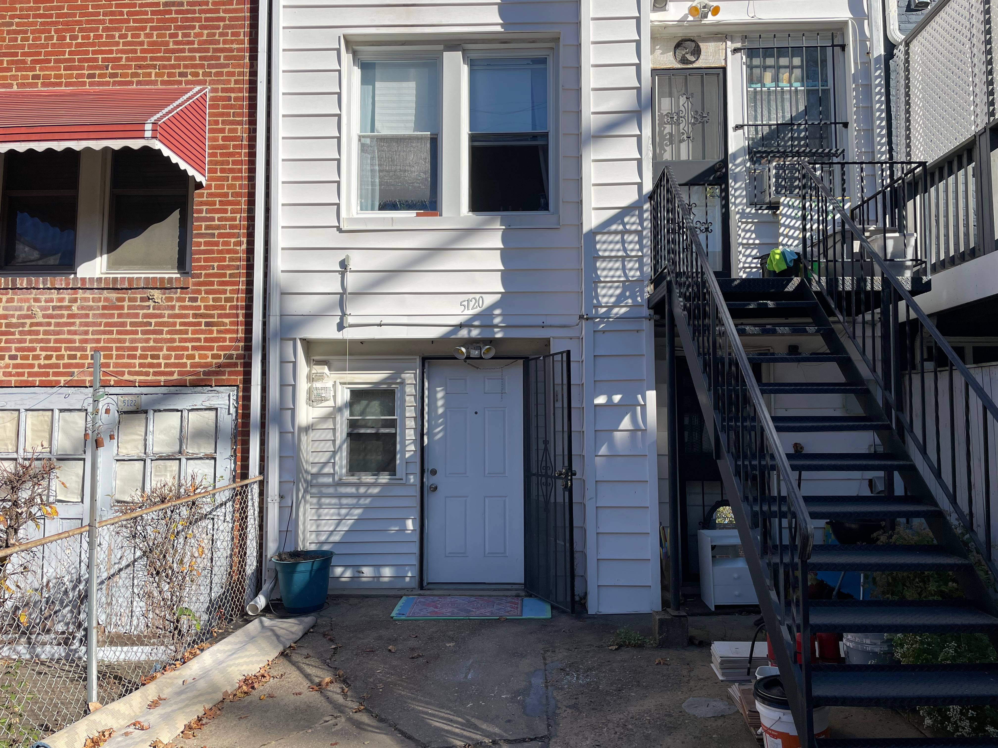 Cozy & Convenient 1BR apt with private entrance in NW DC - Photo 1