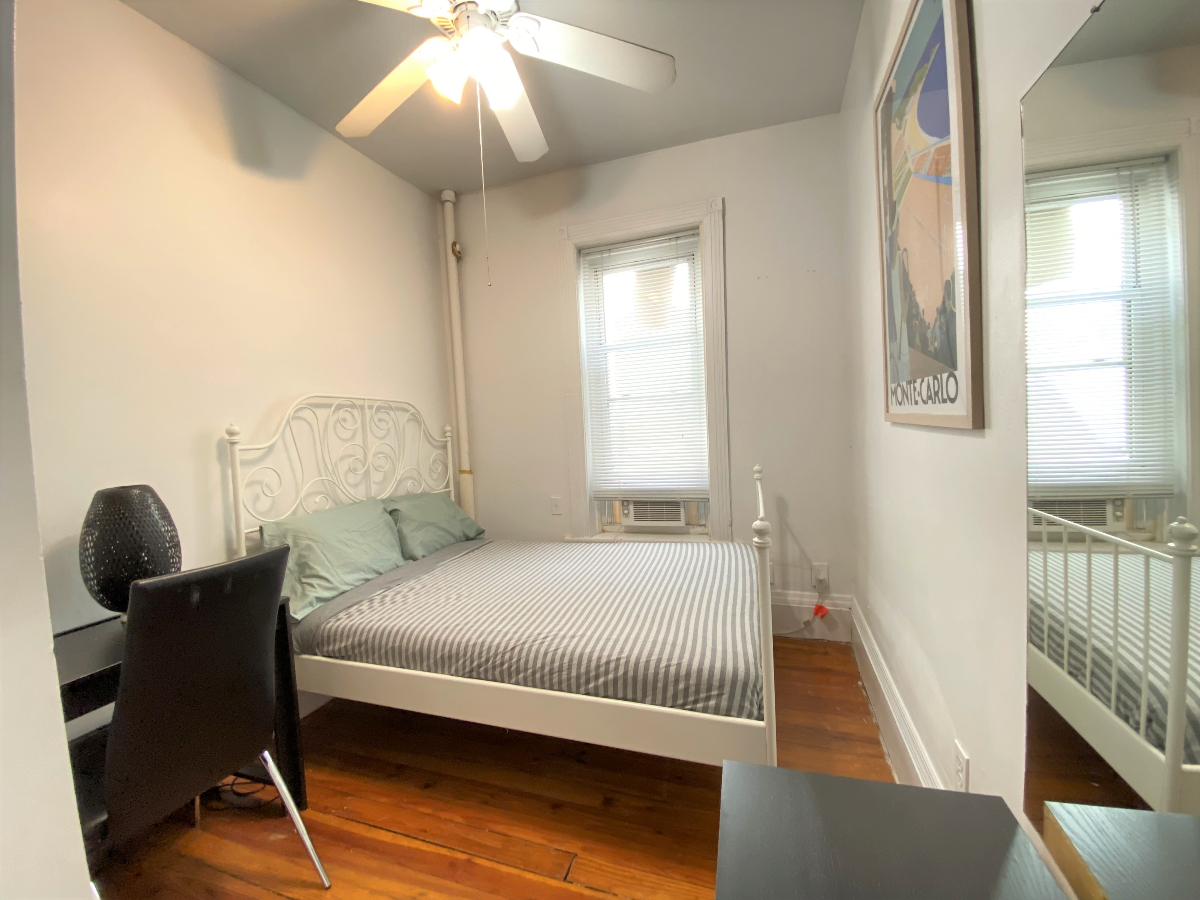 Upper West 3bed/1bath w/ NEW Kitchen, Bath, W/D - Photo 3