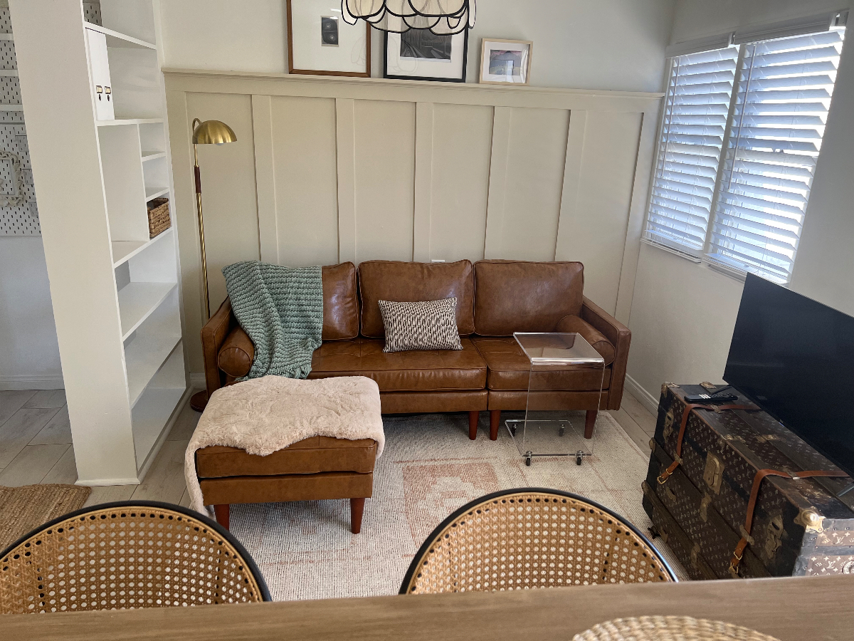 Sunny and Peaceful Designer Pacific Beach Cottage - Photo 1