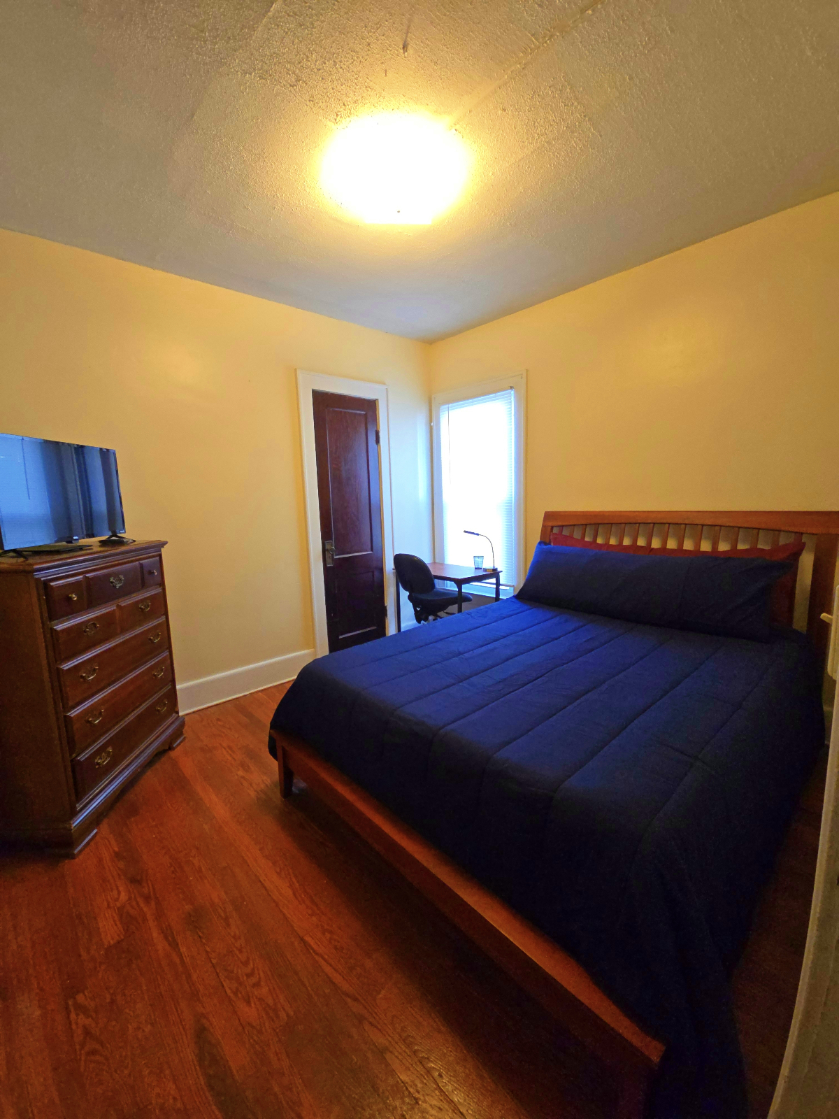 Entire 2 Bedroom Home in Syracuse - Photo 5