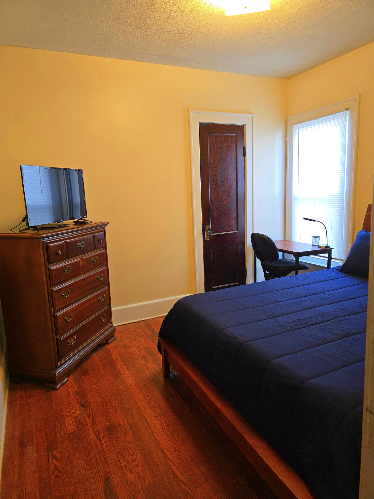 Entire 2 Bedroom Home in Syracuse - Photo 6