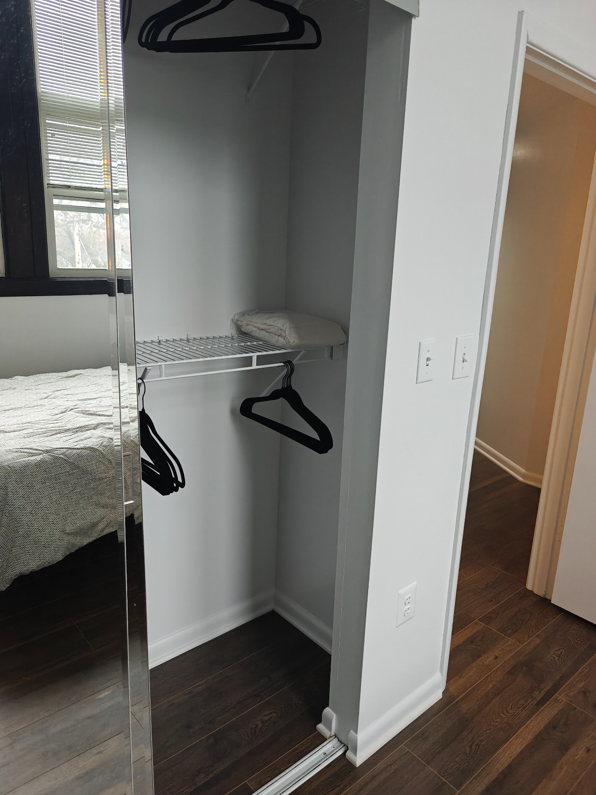 Renovated Condo 10 Min to the Hospital 2 - Photo 11