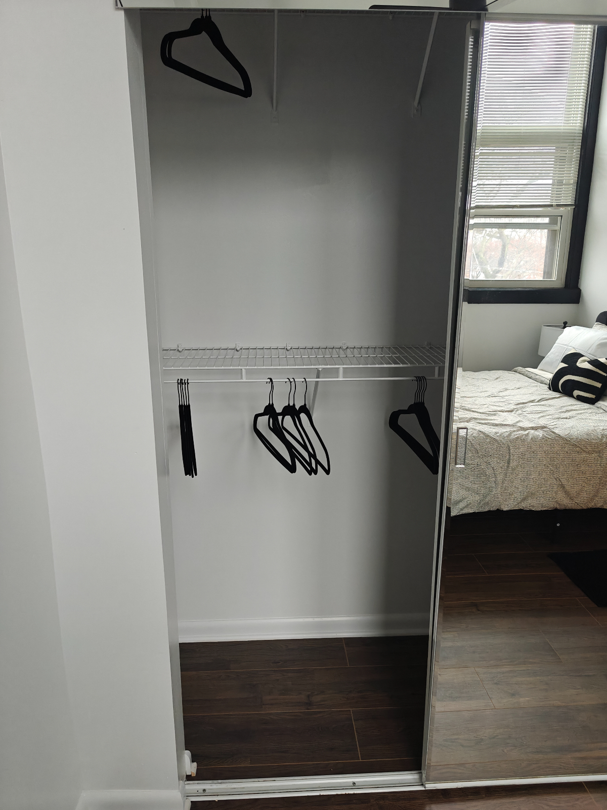 Renovated Condo 10 Min to the Hospital 2 - Photo 12