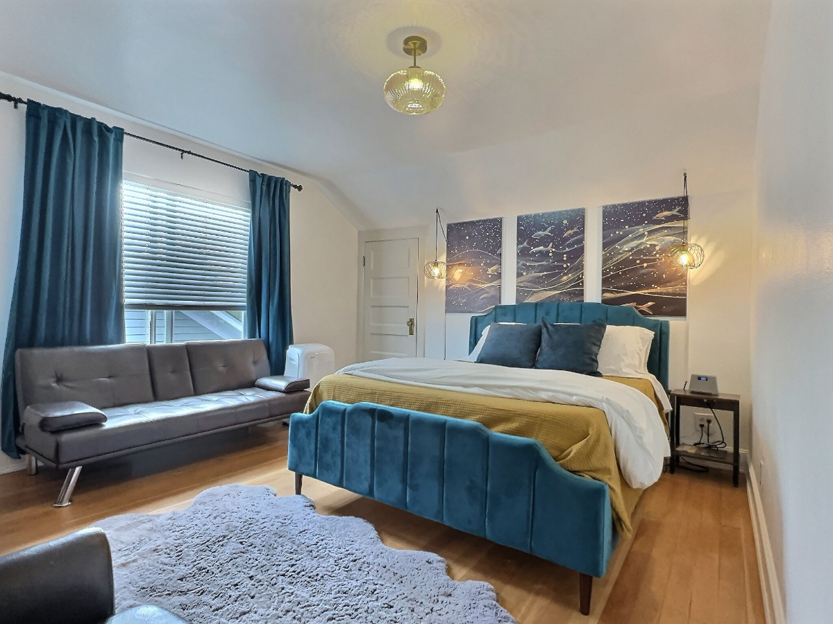 Rainier Suite
