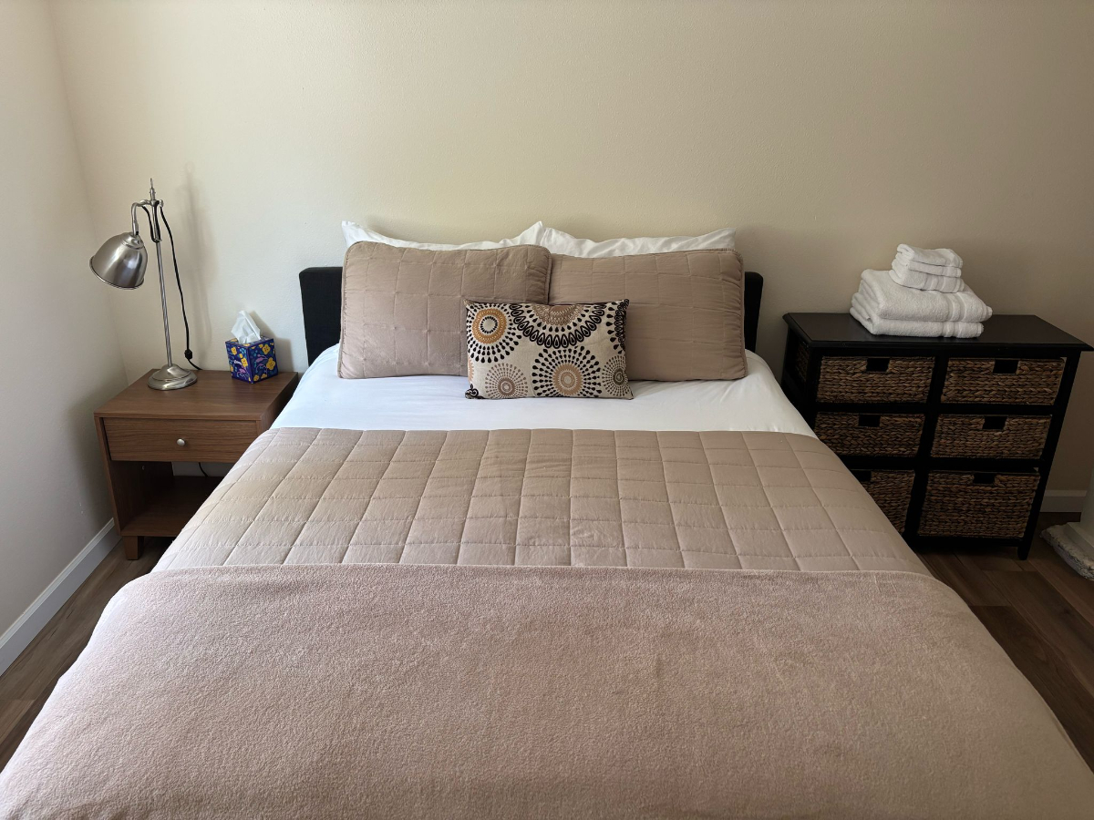 Salmonberry Suite