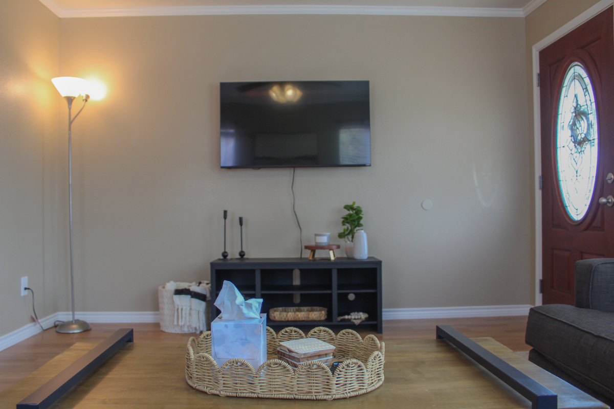 ALL BILLS PAID - Pet Friendly - Fully Furnished Cottage 5 Mins To Hospital - Photo 8