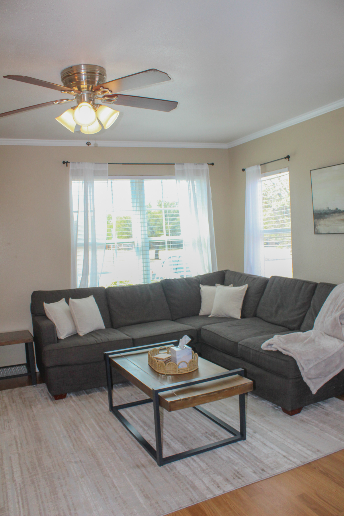 ALL BILLS PAID - Pet Friendly - Fully Furnished Cottage 5 Mins To Hospital - Photo 9