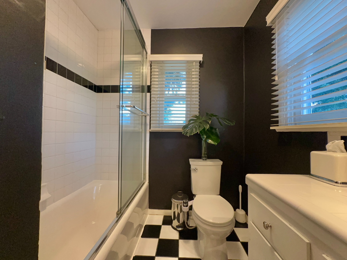 Private Room, Bathroom in Walkable Fairfax District - Photo 4
