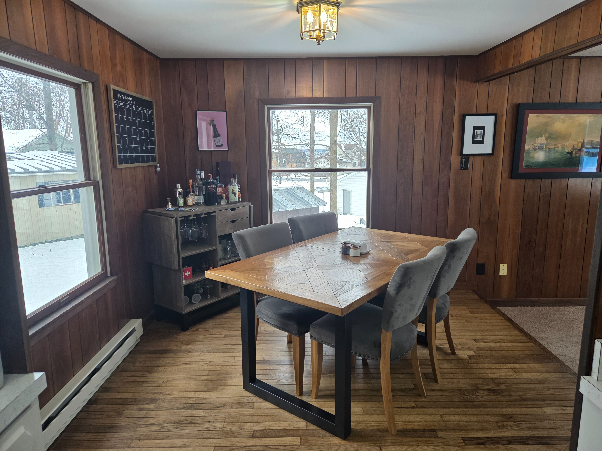 Single Room w/ Lake Views - Photo 7