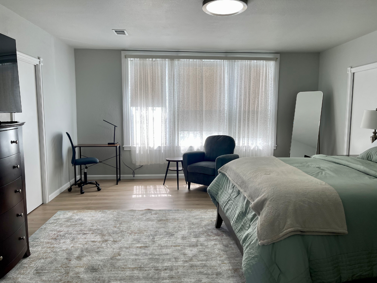 Bright Furnished Room in Quiet SF Home (Video Tour) Room 1 - Photo 4