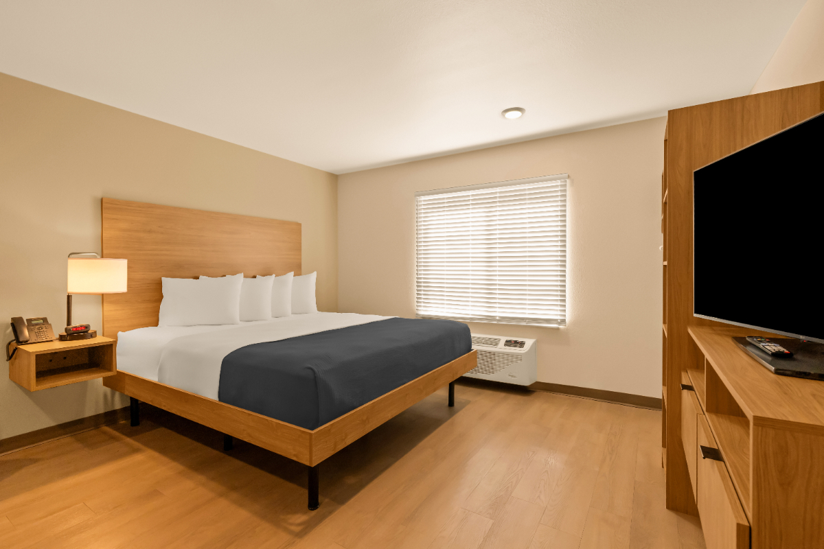 Studio Style Unit - LivAway Suites Syracuse - No Lease, No Deposit - Photo 3