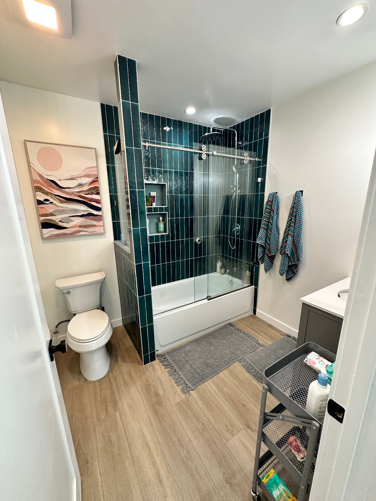 Beautiful Newly Built Guesthouse - Photo 2