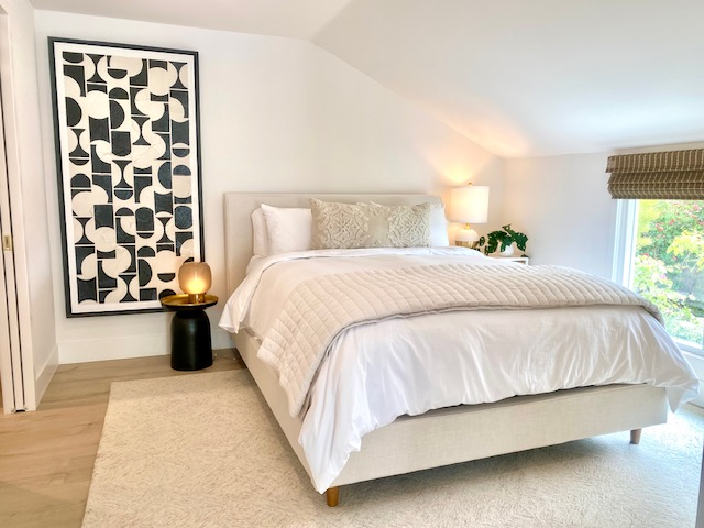 GORGEOUS residence newly remodeled from the ground up - Photo 6
