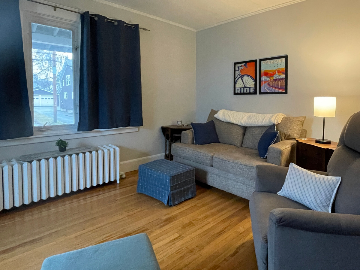 Spacious 1 Bedroom/1 Bath Apartment - Photo 6
