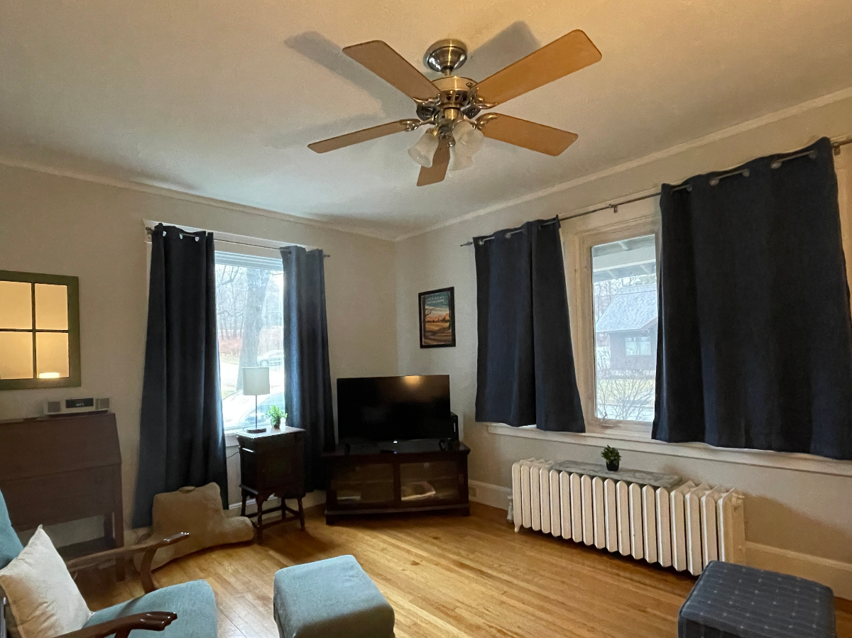 Spacious 1 Bedroom/1 Bath Apartment - Photo 5