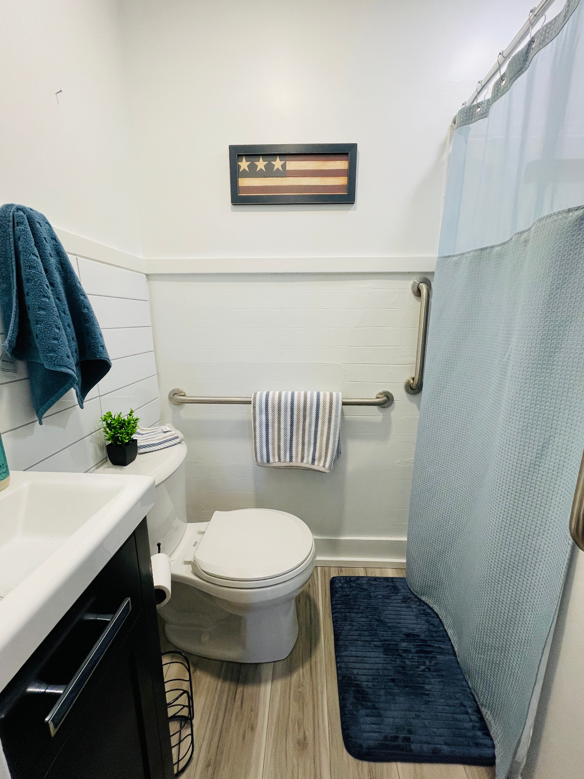 Spacious 1 Bedroom/1 Bath Apartment - Photo 10