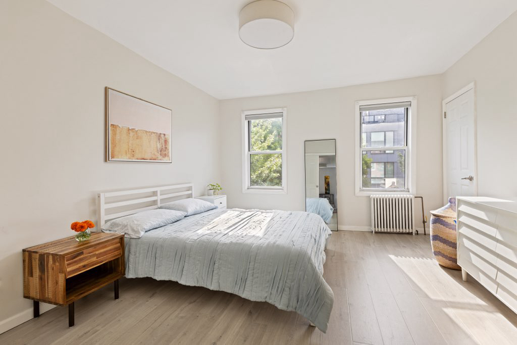 1 Bedroom plus Home Office in Picturesque South Park Slope - Photo 1