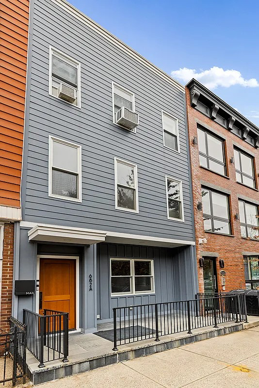 1 Bedroom plus Home Office in Picturesque South Park Slope - Photo 6