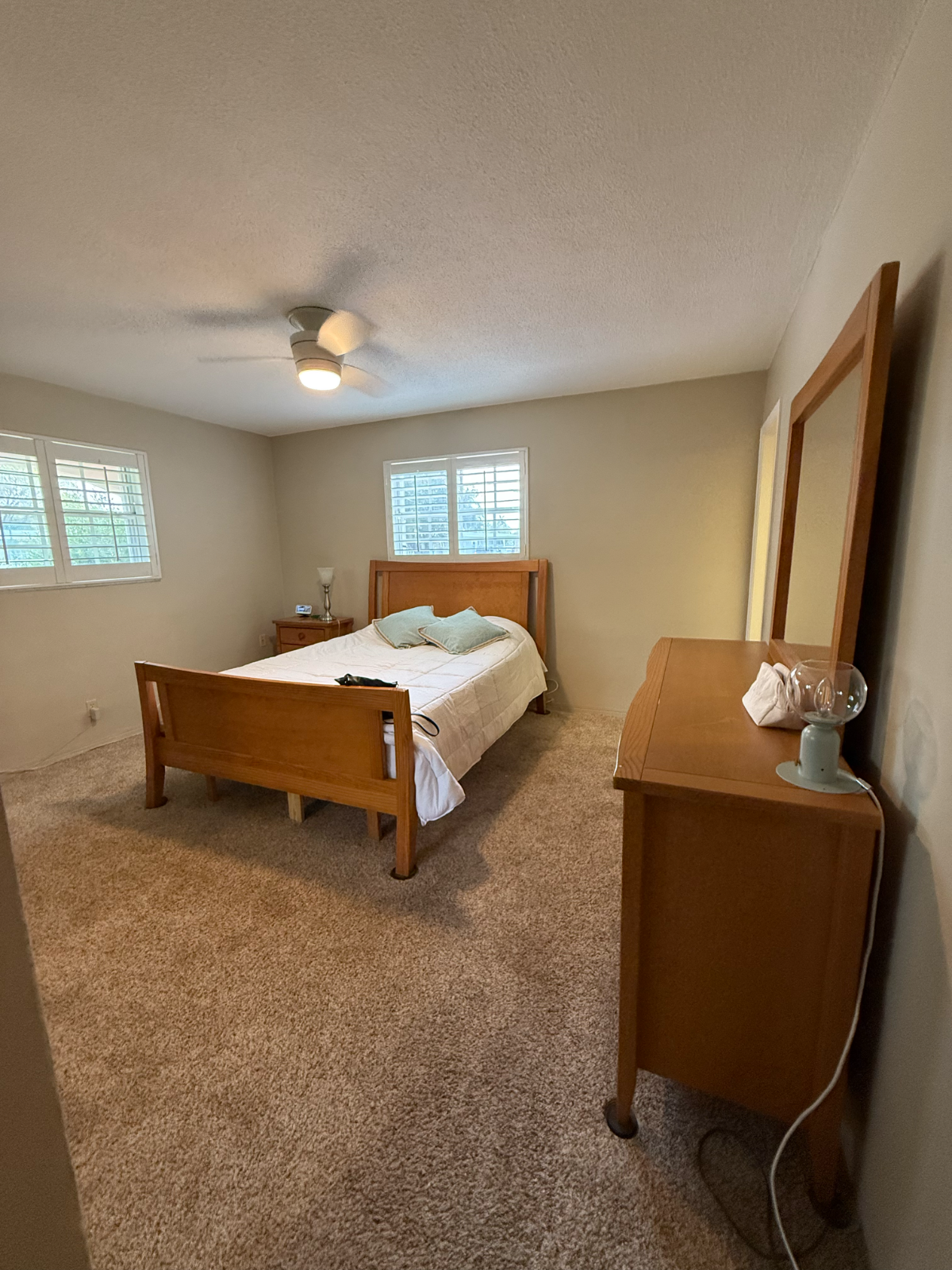 Quaint Home Away from Home near the Hospital, Beach and Highways - Photo 9