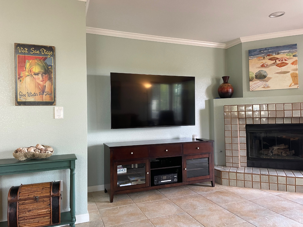 Bright 2-BD 2-BA Condo with Private Patio, Park Setting, Resort-Style Living - Photo 2