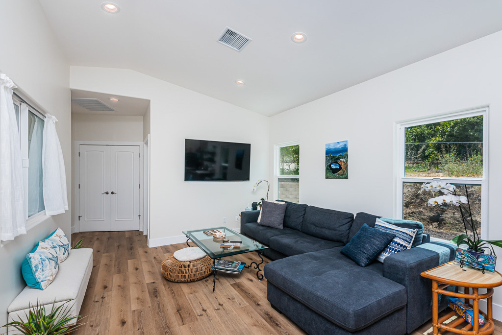 New Unit - Photo 5