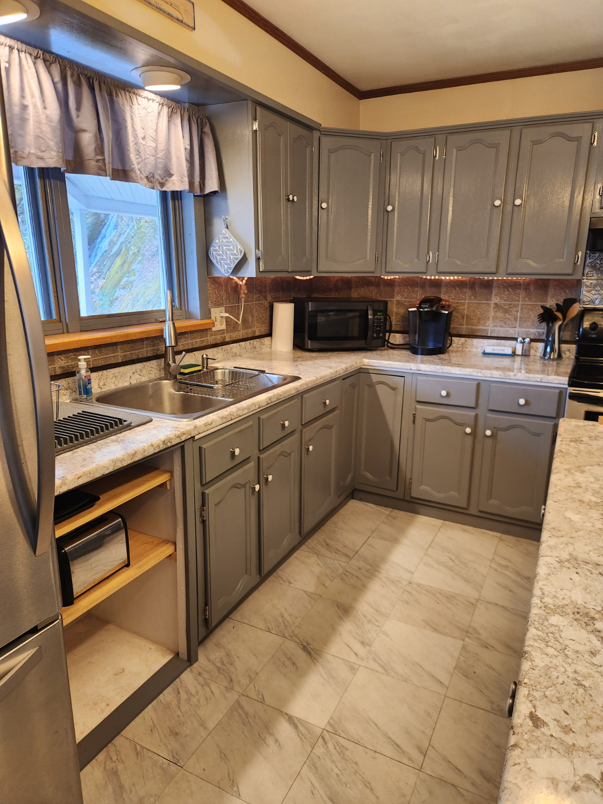 Spacious Waterbury Home. All utilities included - Photo 3