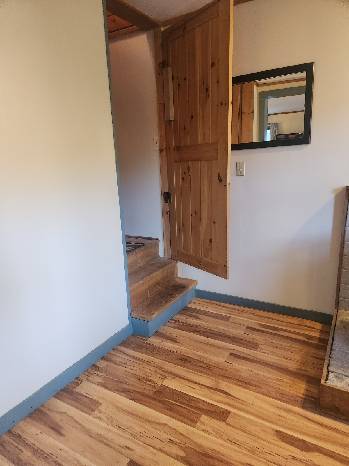 Spacious Waterbury Home. All utilities included - Photo 12