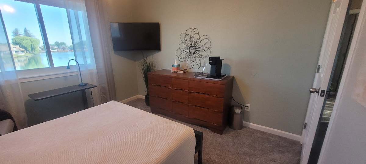 Lakeside Relaxation Unit 1 - Ideal Location - Photo 4