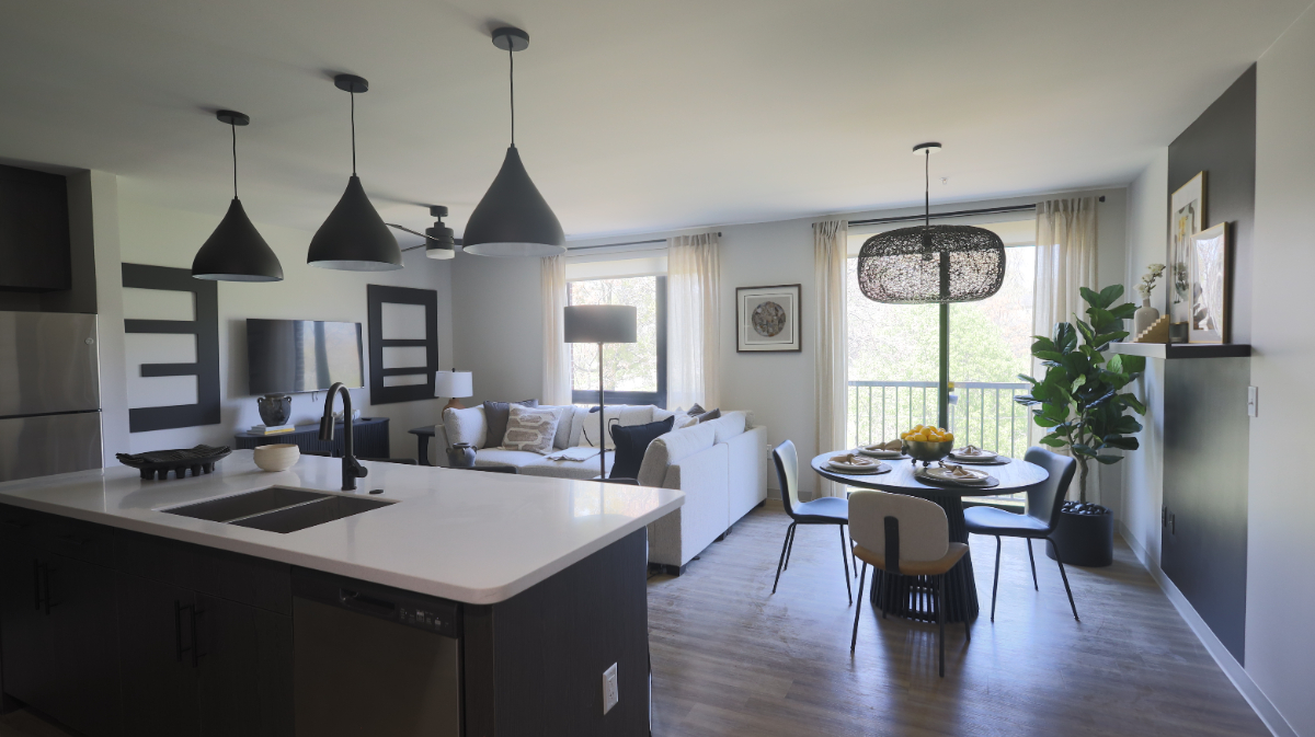 One Bedroom Apartments - Photo 2