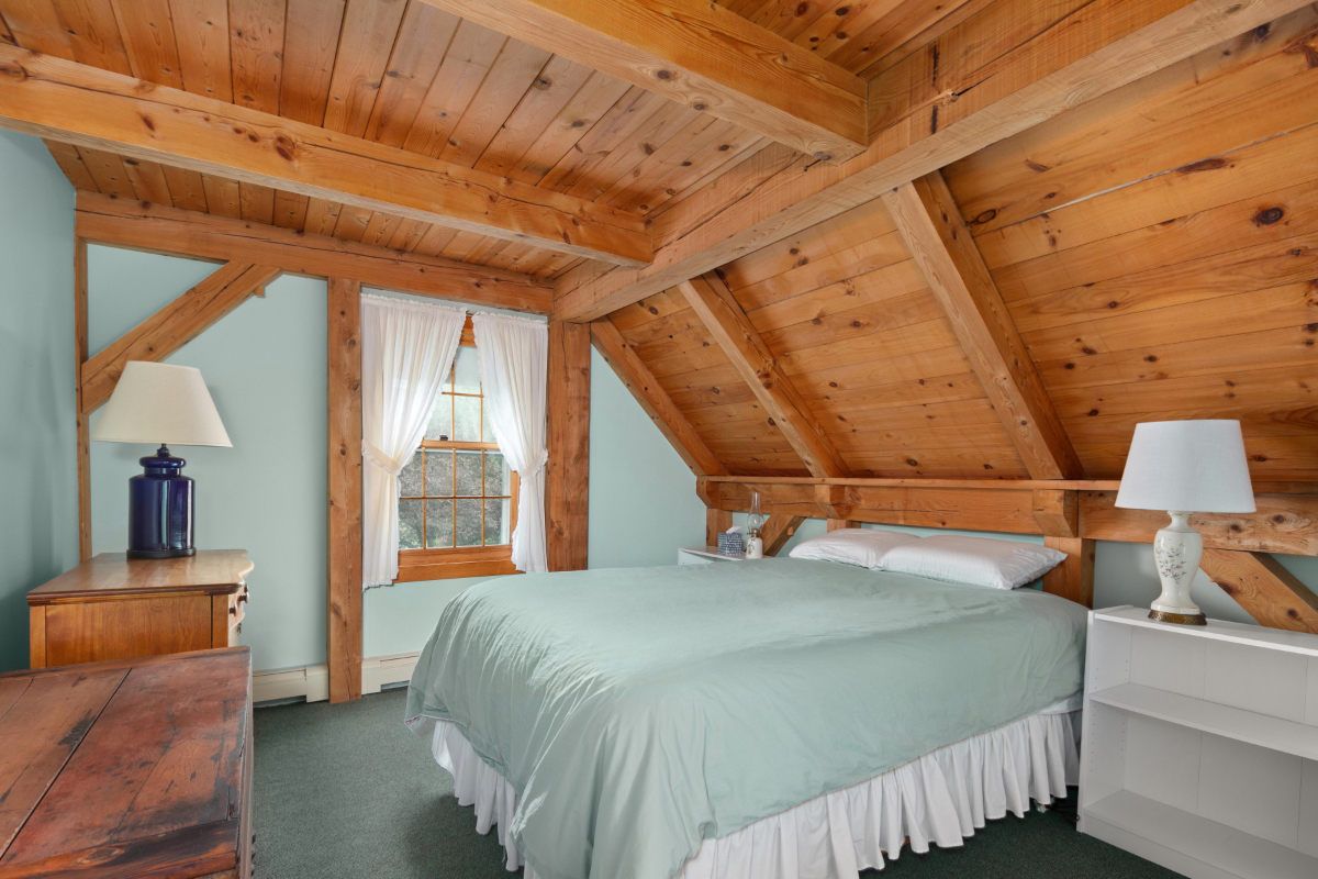 3-Bedroom Farmhouse w/ Views, Pond, & Close to Skiing, Hospitals, Breweries - Photo 8