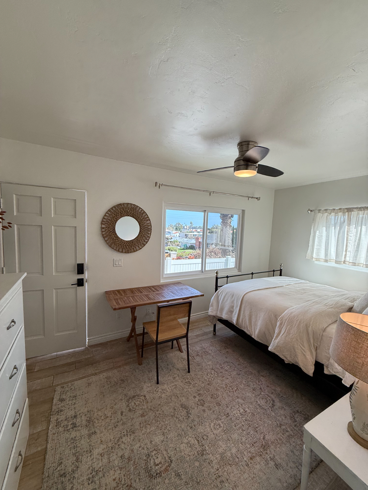 Bright Beachside Studio with Private Patio & Detached Office - Photo 2