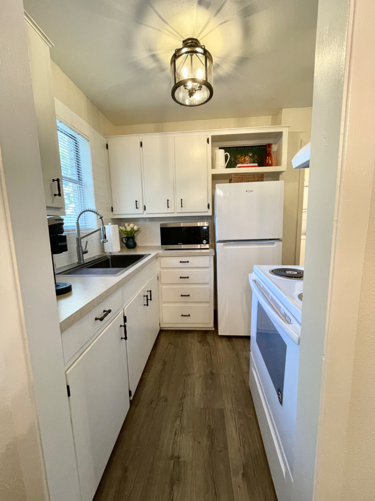 Suite Two - Photo 5
