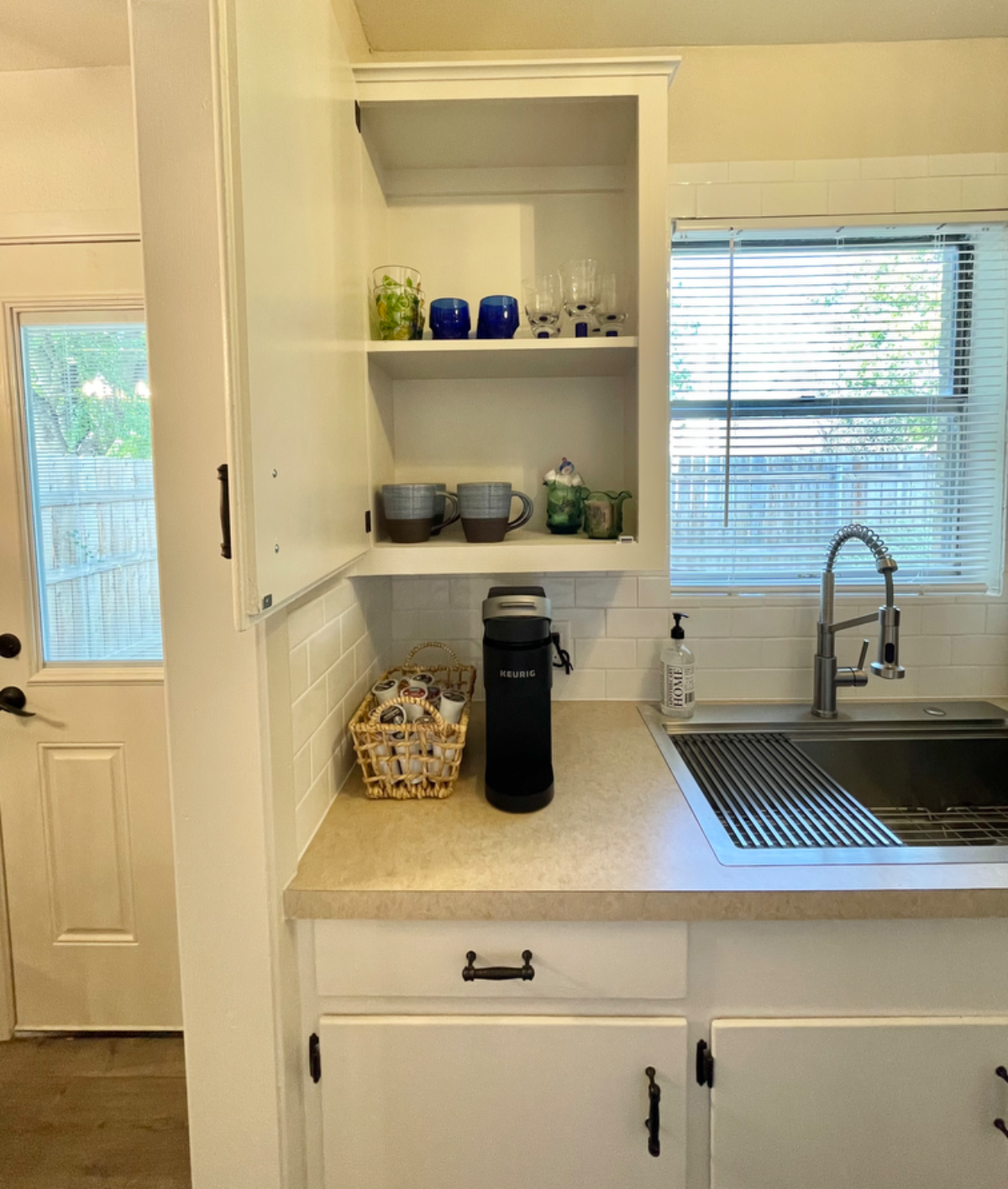 Suite Two - Photo 6