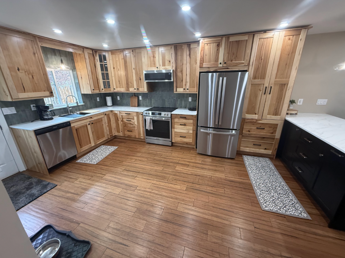 Home Away From Home Located 1/2 a Block from Public Land Trails & a Newly Remodeled Kitchen & Living - Photo 8