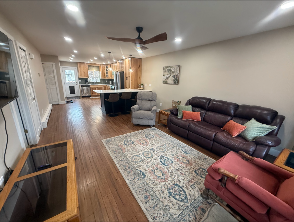 Home Away From Home Located 1/2 a Block from Public Land Trails & a Newly Remodeled Kitchen & Living - Photo 10