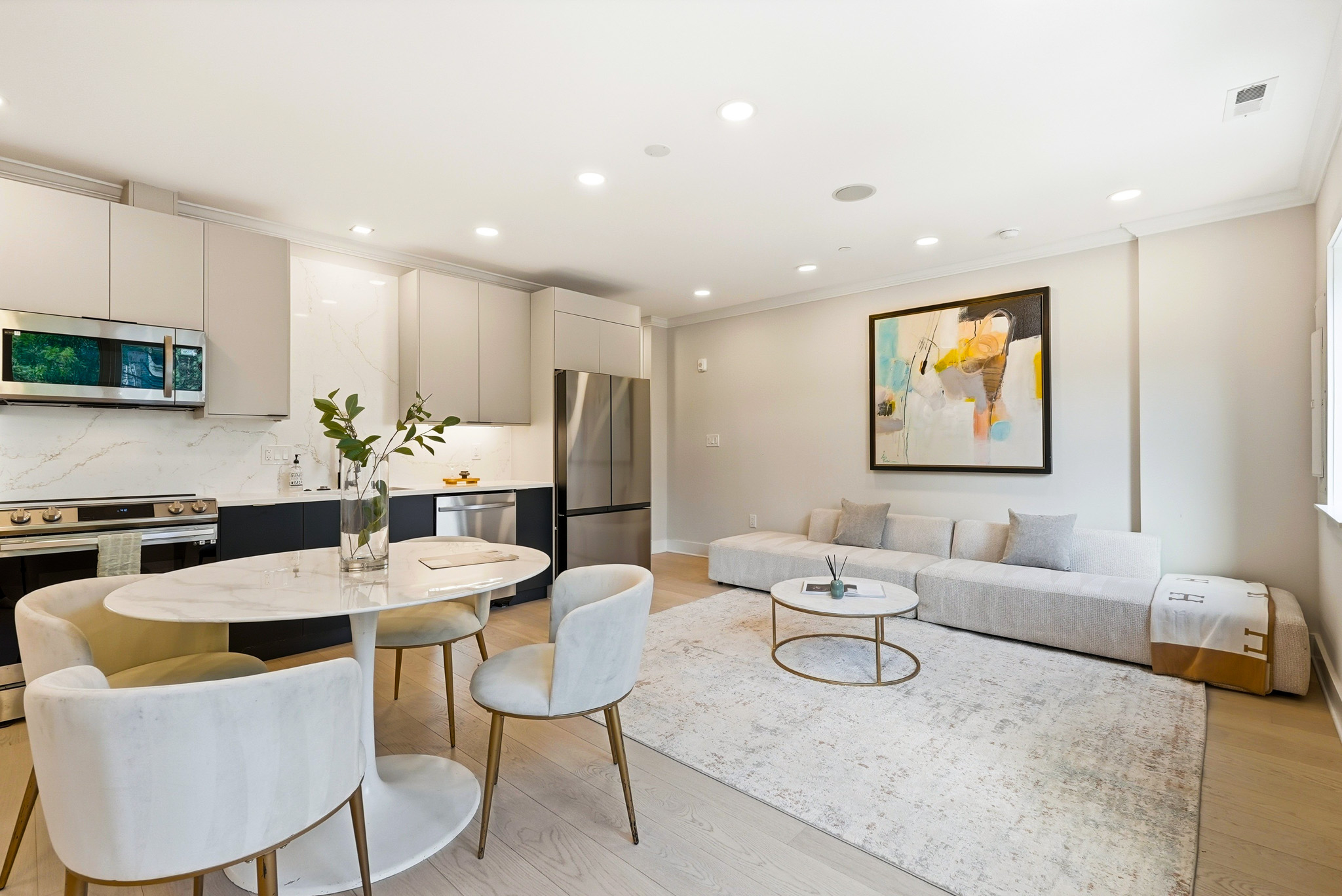Brand new apartment in building close to water - Riviera 202 - Photo 6