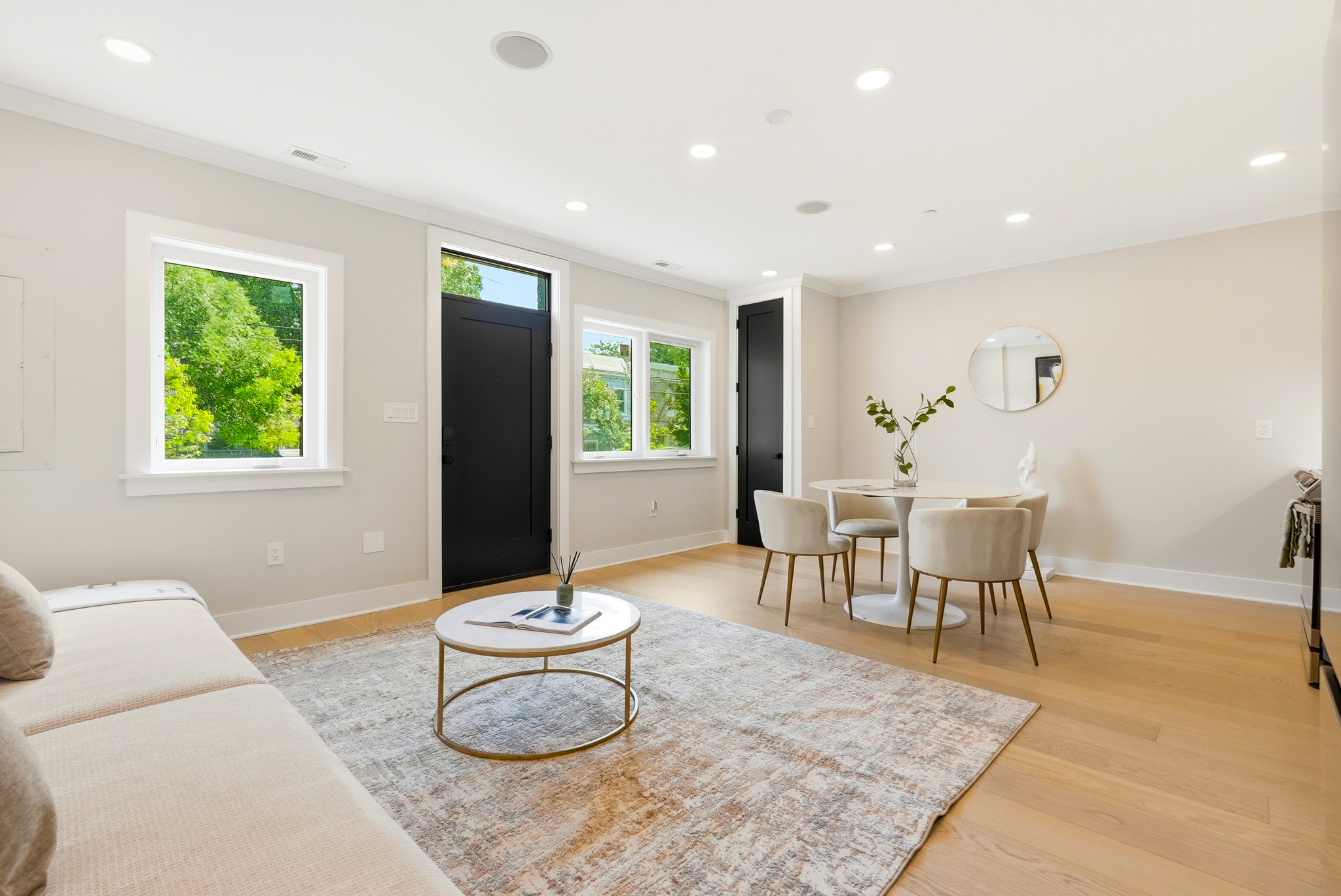 Brand new apartment in building close to water - Riviera 202 - Photo 1