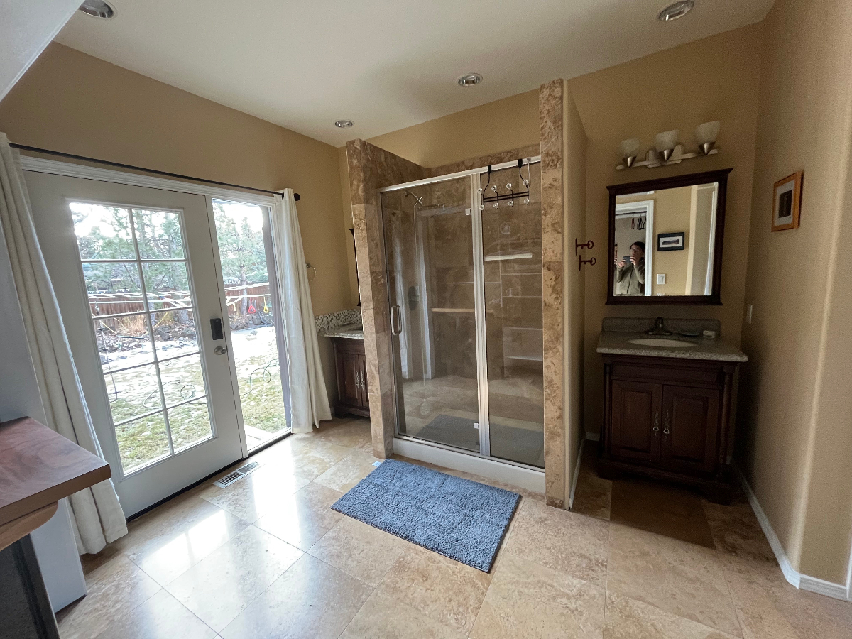 Private Guest Suite w/own Entrance, Near Hospital - Photo 5