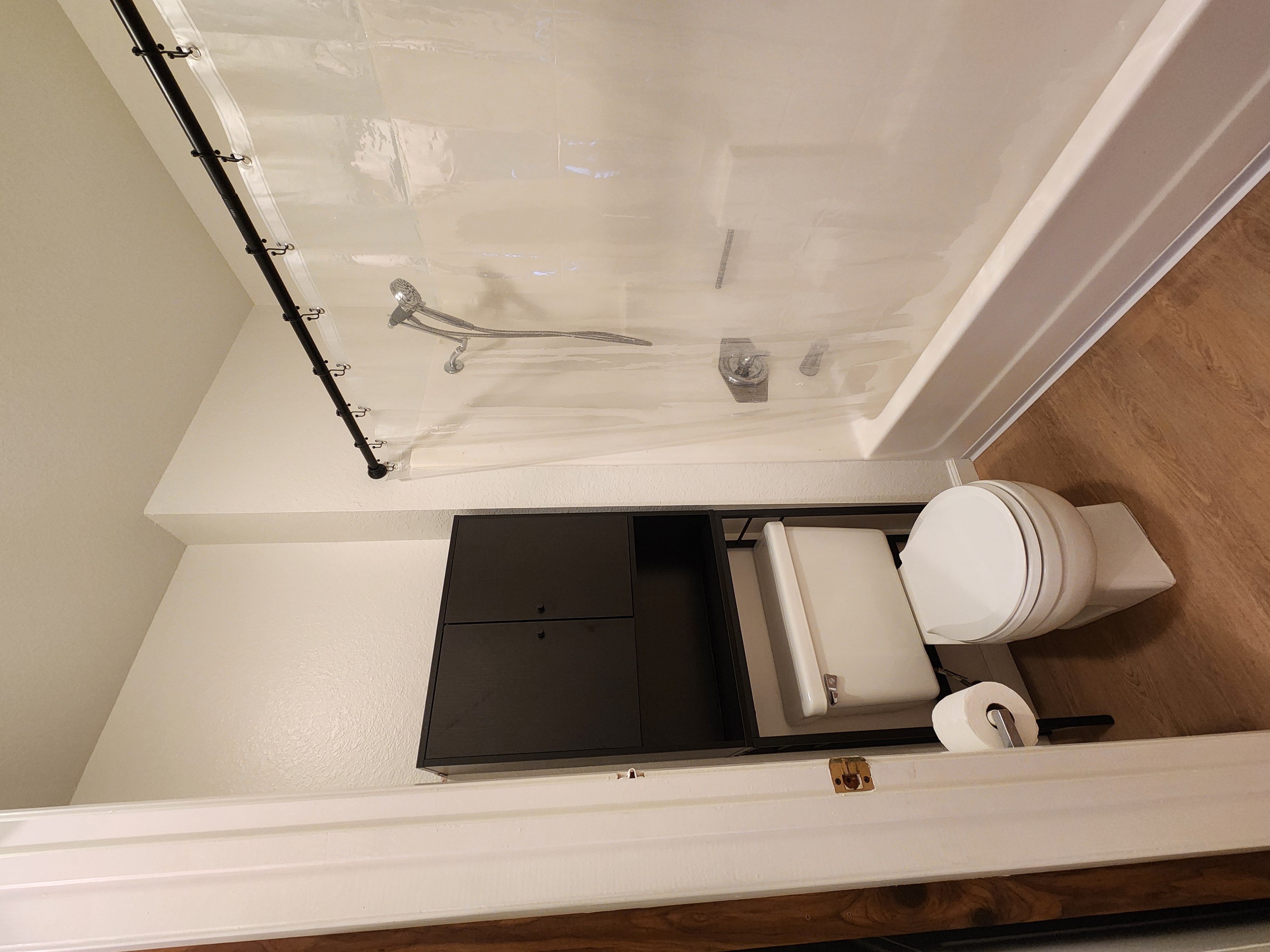 The Den @ Golden Hill - Private 1 Bed/1 Bath - Photo 4