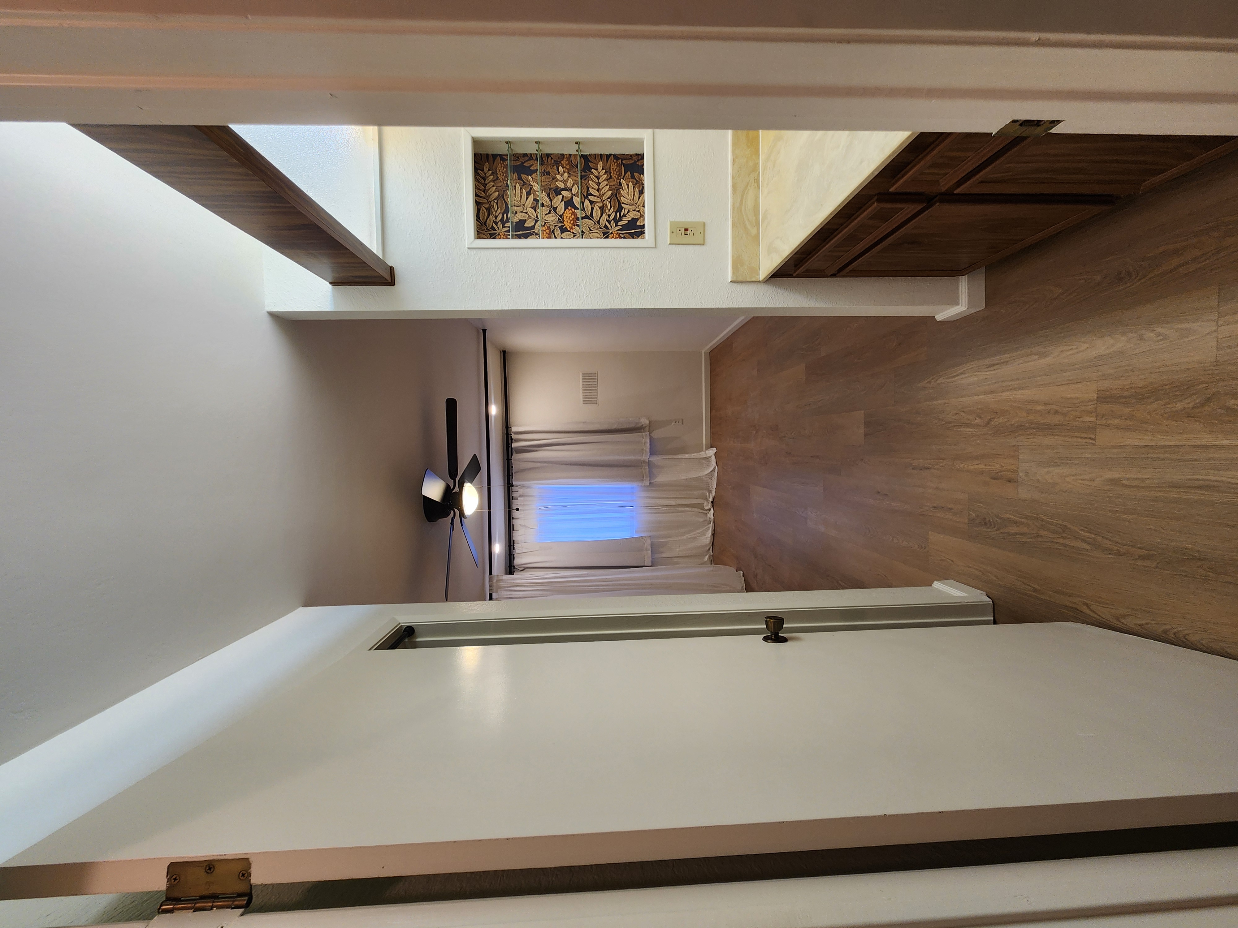 The Den @ Golden Hill - Private 1 Bed/1 Bath - Photo 5