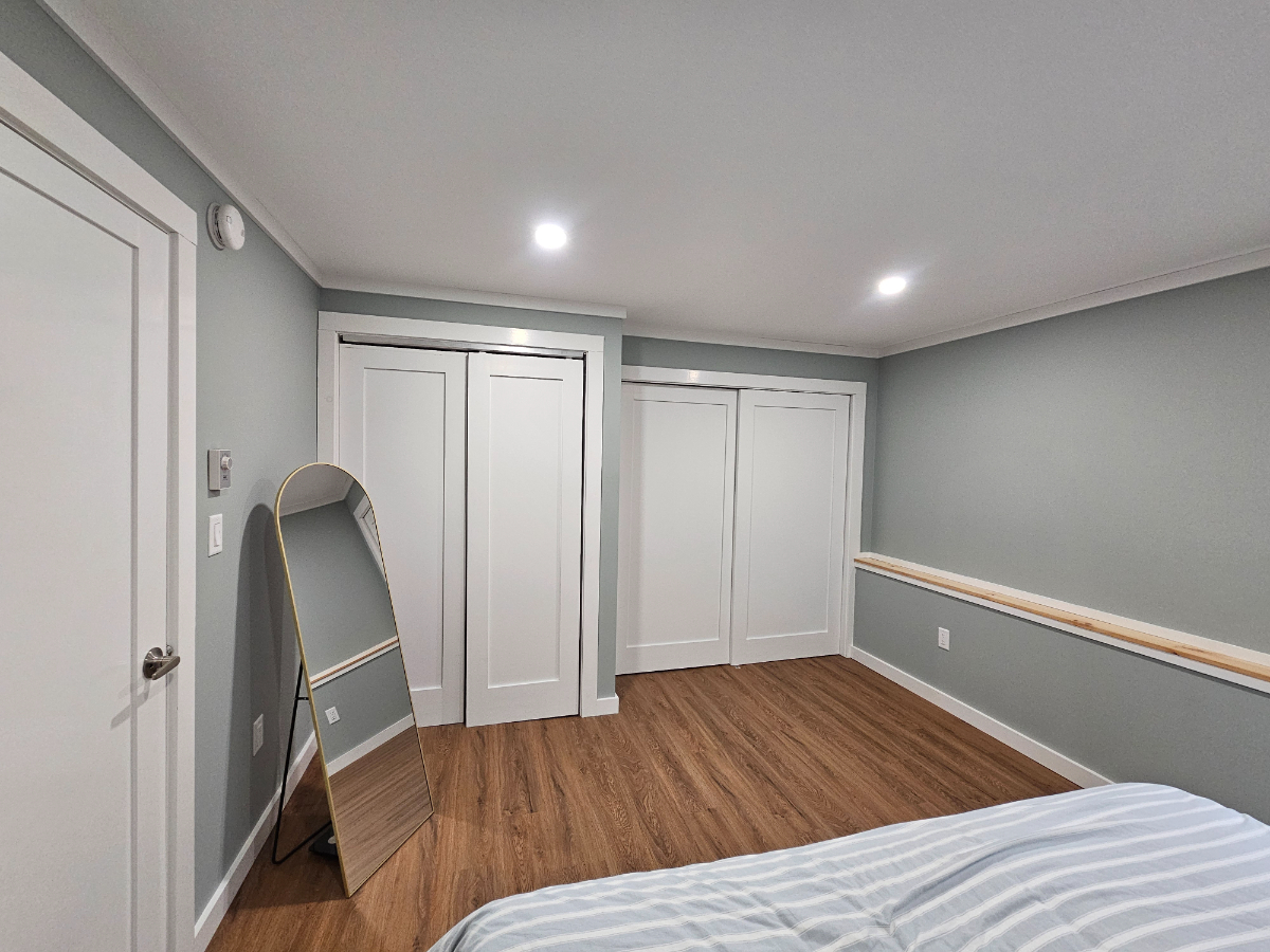 Fully Furnished Renovated 1 Bedroom - Photo 7