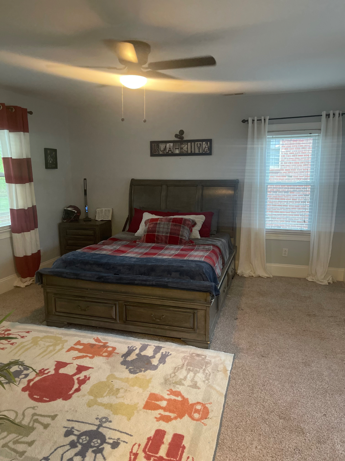 The Gray Room- dedicated private office nook