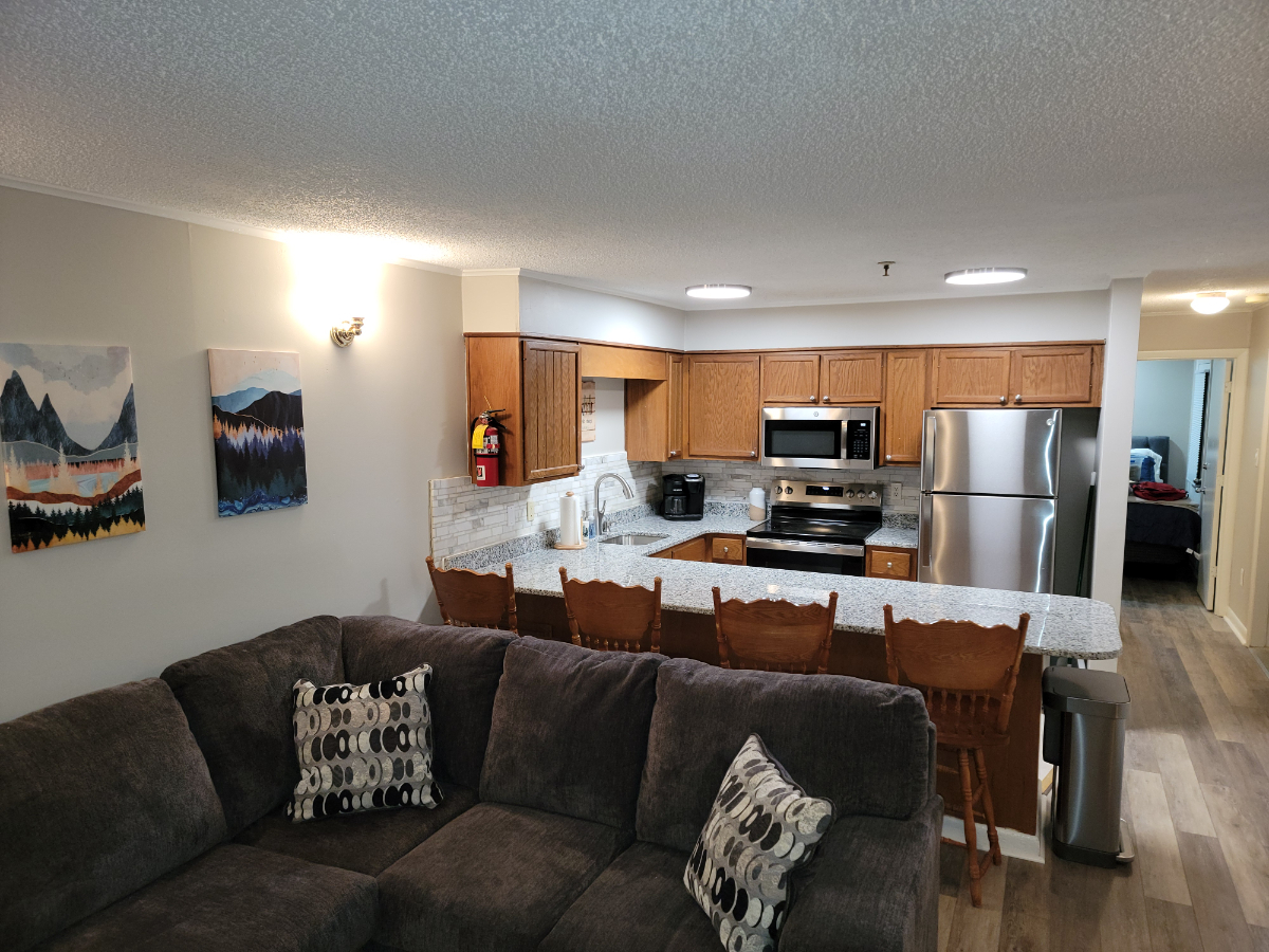 2 Bedroom Condo Fully Furnished - Photo 2