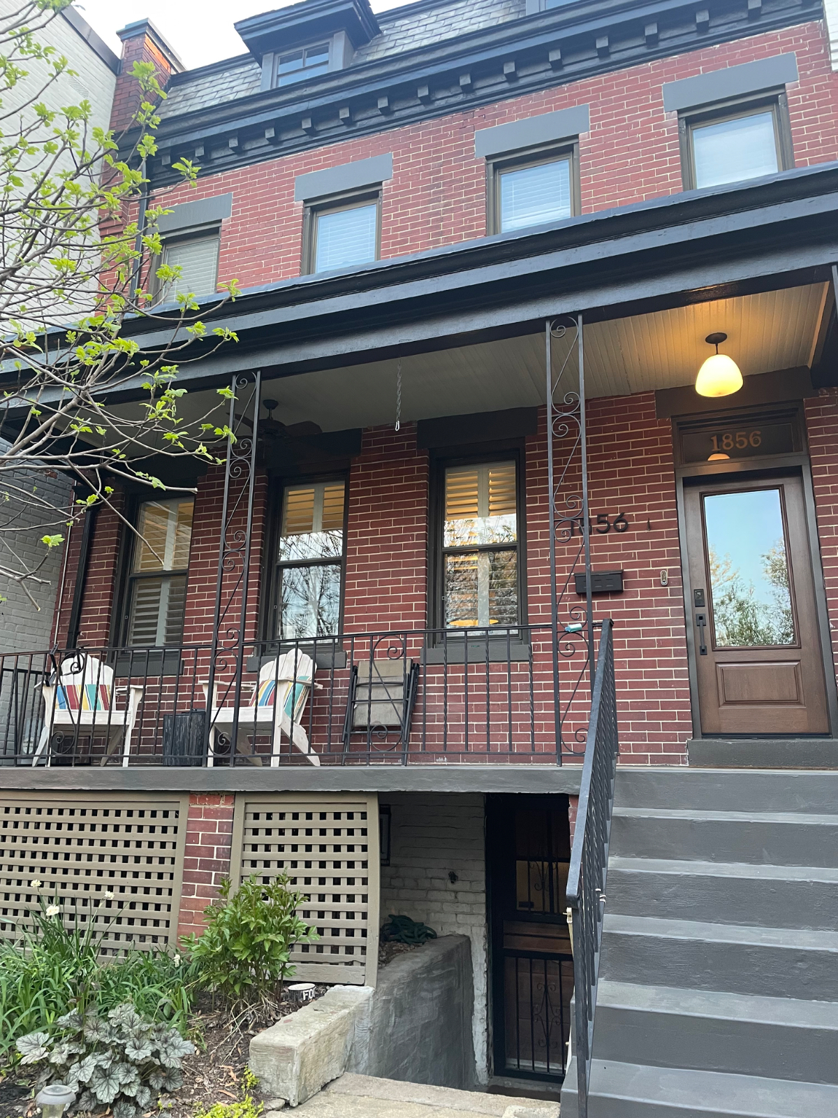 Renovated Unit in Historic Neighborhood Walking Distance to Multiple Hospitals - Great for Nurses - Photo 3